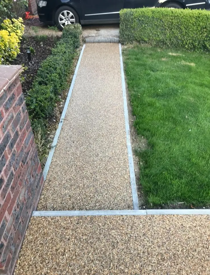 Resin Bound Pathway to Driveway